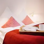 Отель Long Island House Sylt 3*