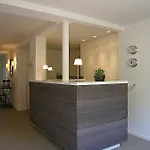 Long Island House Sylt 3*