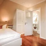 Отель Long Island House Sylt 3*