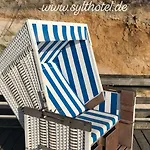 Long Island House Sylt 3*